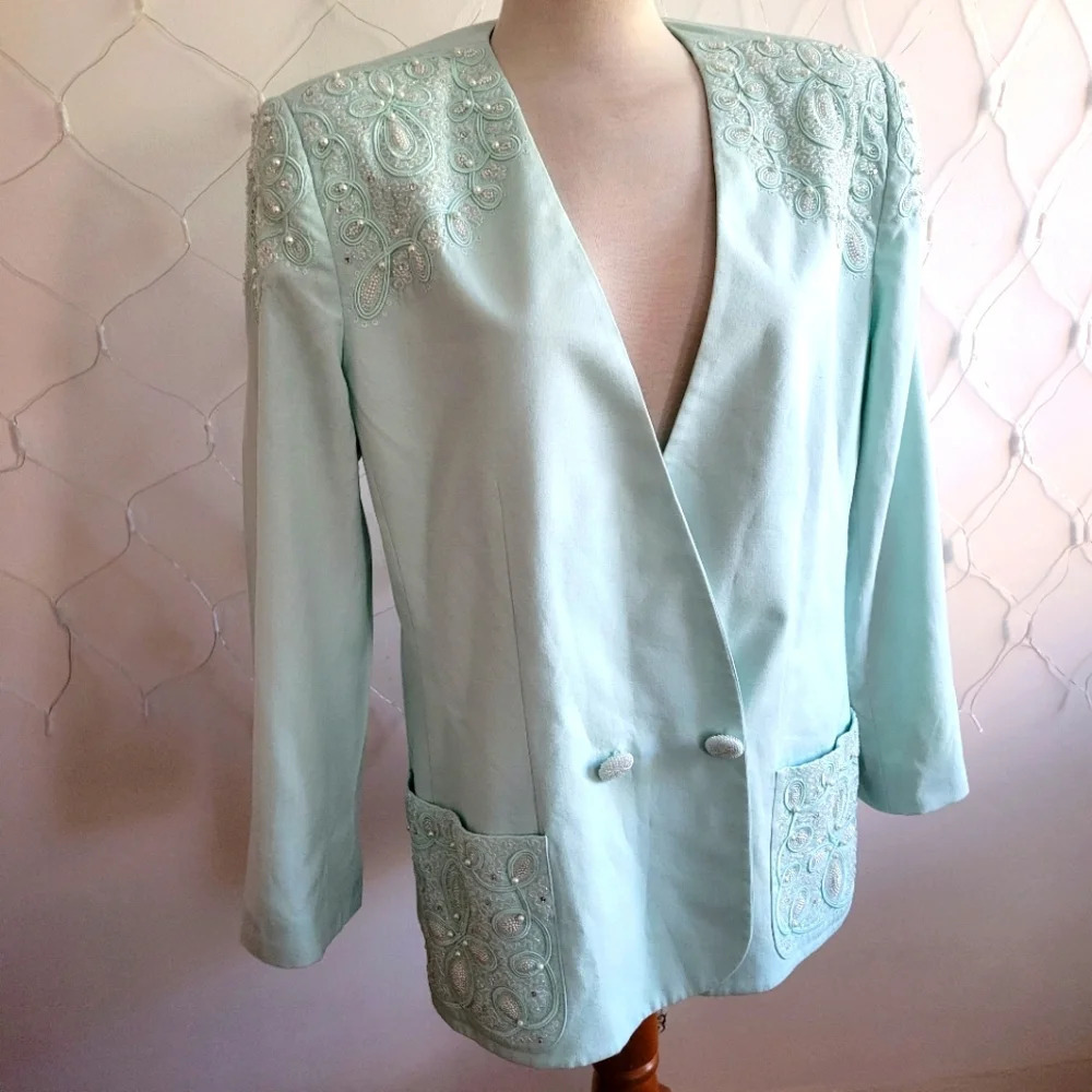- Vintage Nolan Miller Oversized Beaded Blazer Jacket • Womens • Mint • Size 16